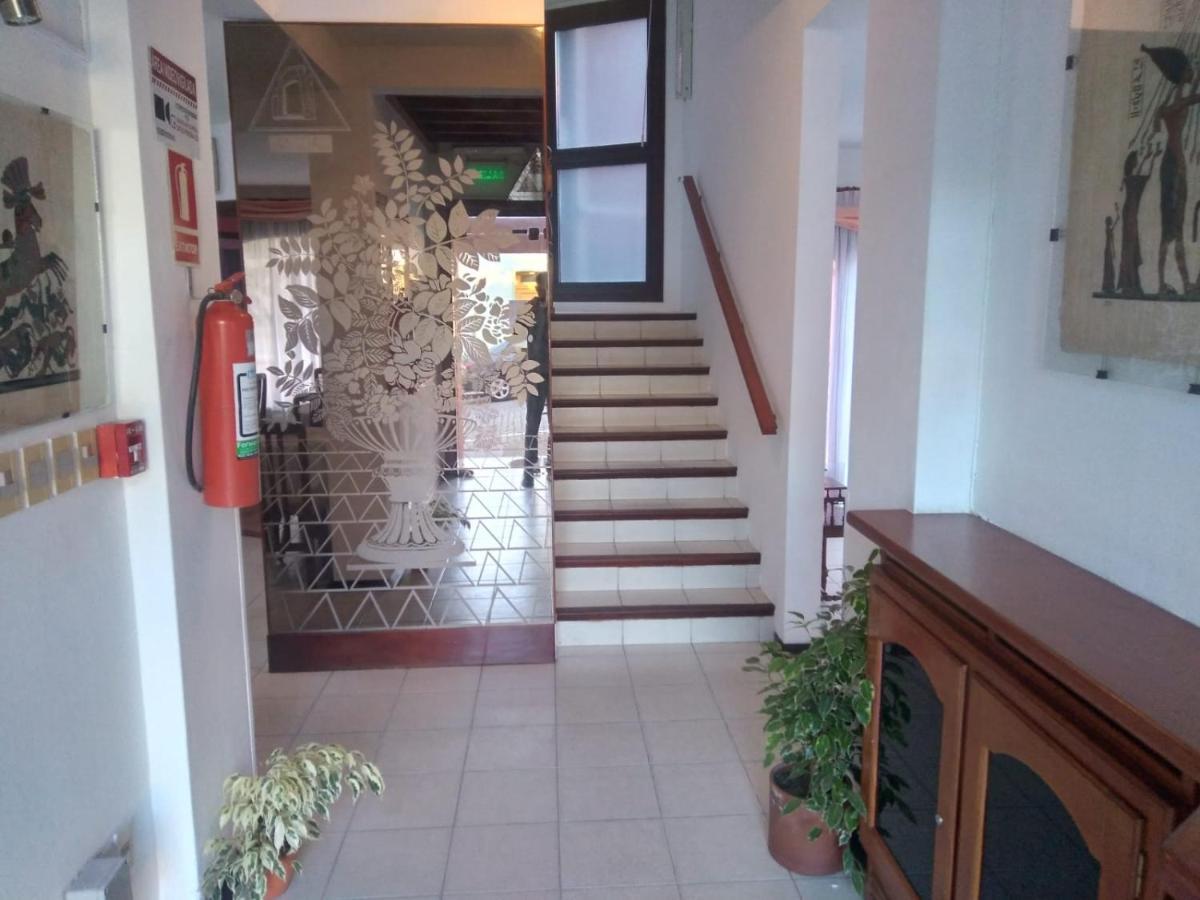 Hotel Perla Del Plata Колония дел Сакременто Екстериор снимка